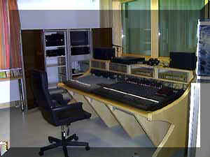 HausMusik8.jpg (17518 Byte)